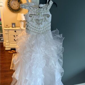 Elegant White Ruffled Kids Dress